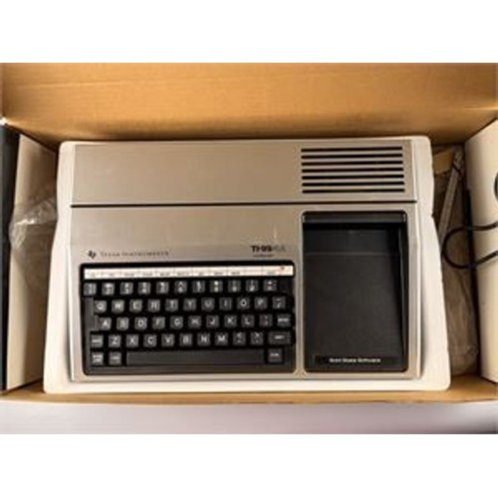 Texas Instruments TI-99/4A Home Computer Vintage 16-Bit System Original Box - Picture 5 of 16
